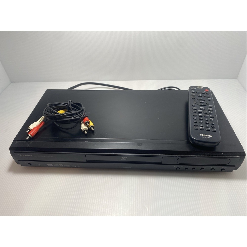 Toshiba SD-1800 DVD Video / CD Audio Player With Remote And Cables,  Tested C146